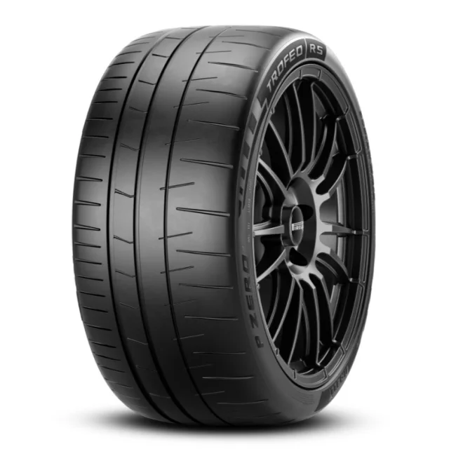 P Zero Trofeo RS